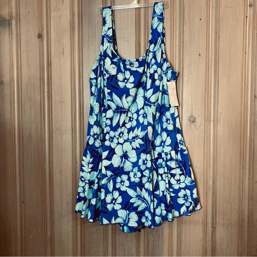 Plus size vintage swim dress. 1-2x no size tag